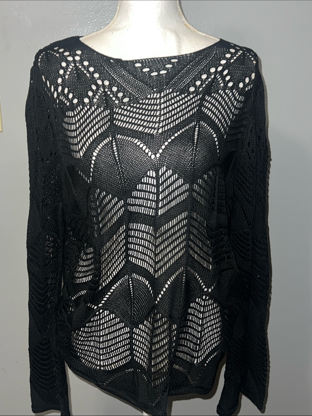 Black Open-Knit Long Sleeve Sweater
